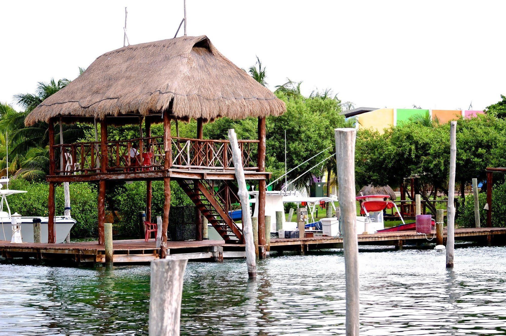 Marina Paraiso Isla Mujeres Hotel Eksteriør bilde